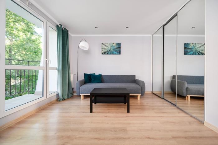 Łódź Widzew Homely Apartment by BookingHost