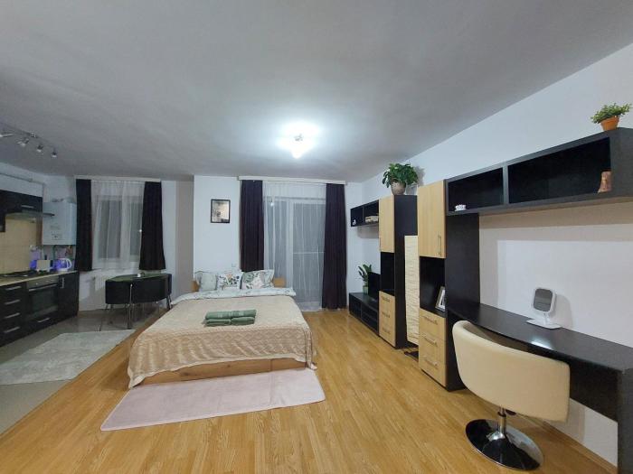 Flower Apartment