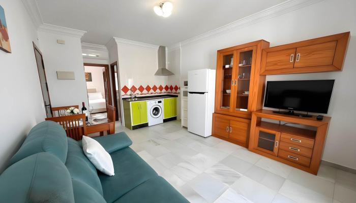 Alojamiento con balcon y espectaculares vistas al mar