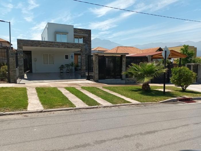 Lujosa Casa Hacienda El Peñón, Seguridad y Vistas