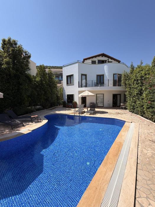 Villa Lycia with private pool, roof terrace, BBQ area and garden