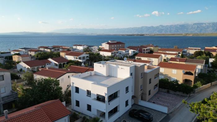 DomBella Apartment Vir