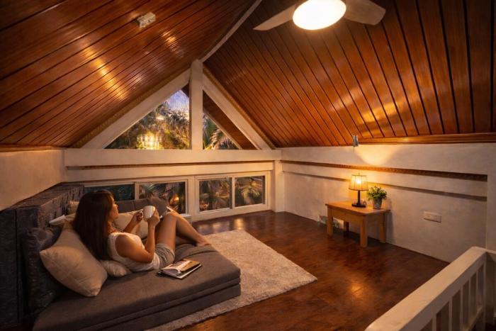 Belles Peak Staycation-Private Overlooking Villa for 15 Guests in Batangas