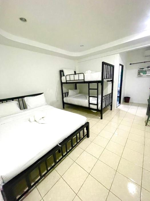 Patong Canal Villa 106