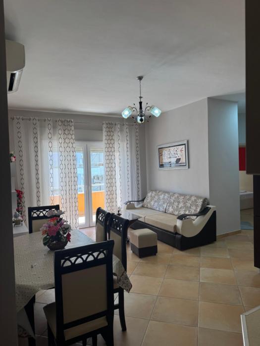 Arlis Apartment
