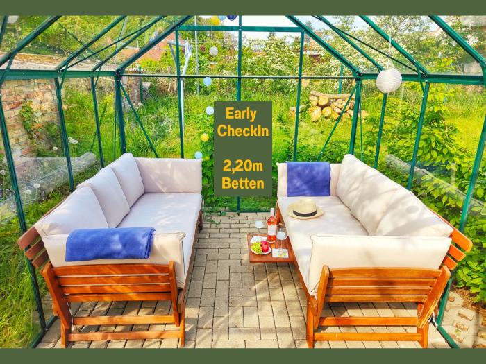 BUDDE4 Fewo Katja - Early Check-in, extralange Betten 220 cm, separates WC