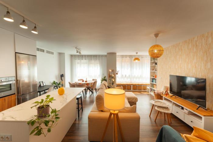 Modern apartment with pool, 5 minutes from the beach