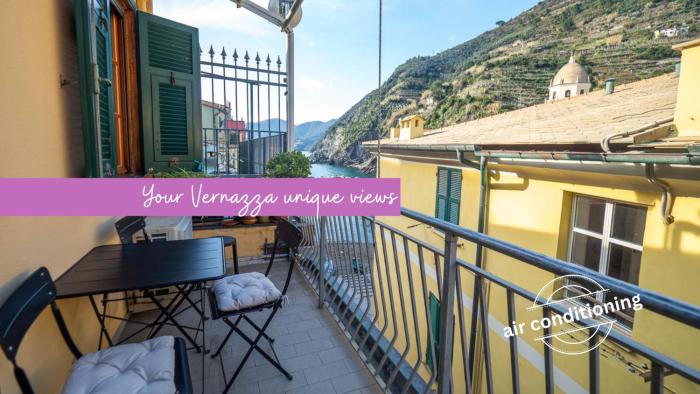 Gemma Apartment with AC & Sea View Balcony