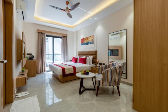 The Embassy Inn - Sector 11 & Near Indoor Stadium