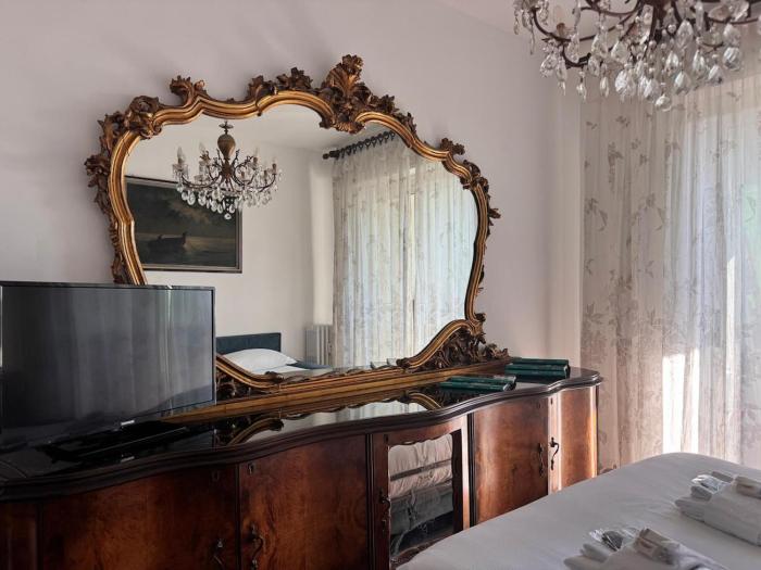 L Archè San Siro Golden Mirror Home Milano