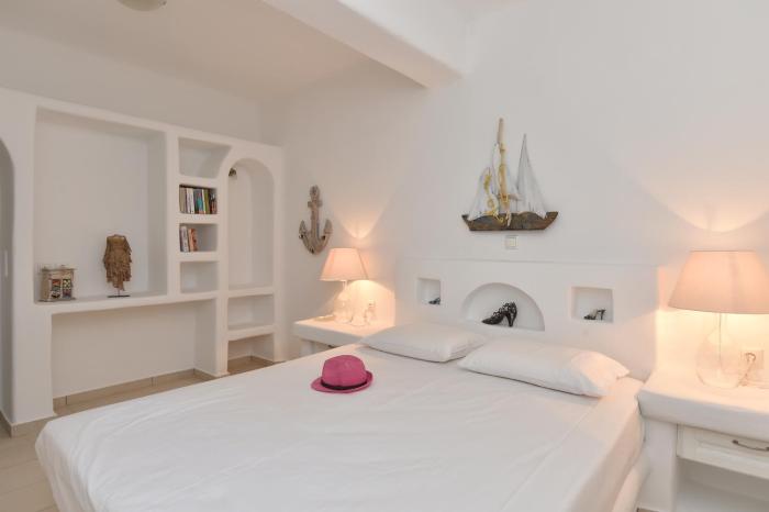 Yria Holiday Home Paros