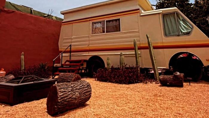 Suite Caravana Ejecutiva con Jacuzzi Privado y Estacionamiento - Apodaca