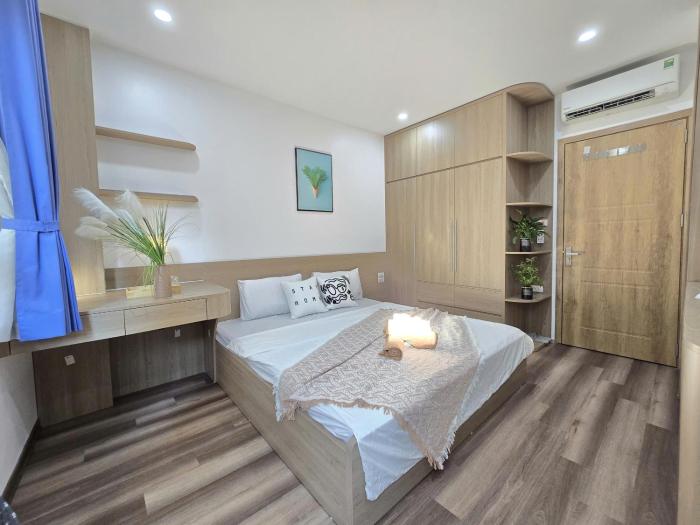 Lakenest Realty 12, 111 Xuan Dieu, Tay Ho, Ha Noi