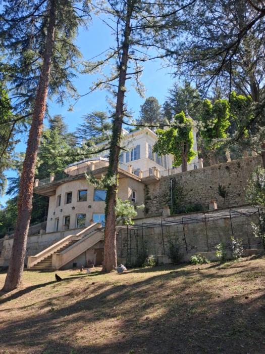Loft La Rotonde à La Terrasse local vélos piscine pour 2 personnes