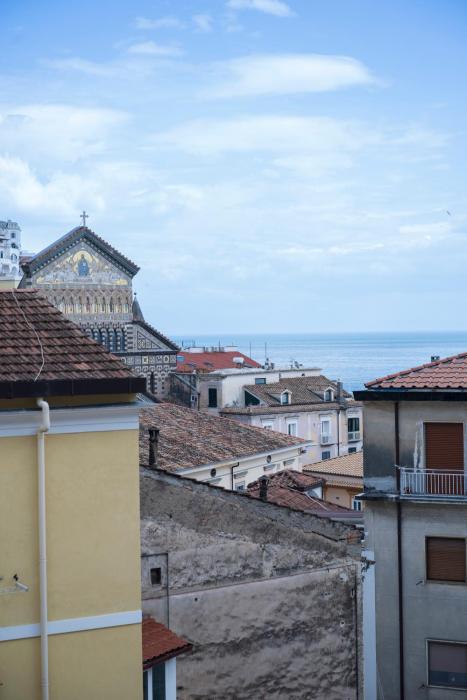 CASA ANNALU in the historic center of Amalfi with 90 steps and sea view