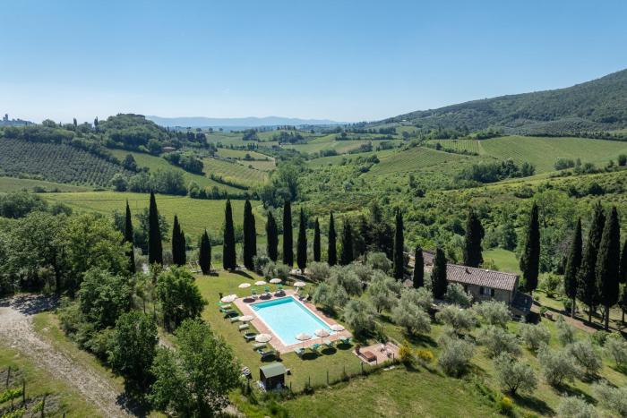 Podere le Lune with Pool, San Gimignano
