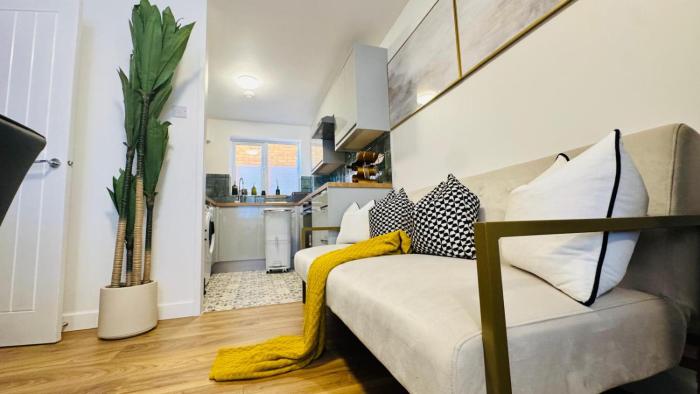 Deluxe Apartment in Erith, London
