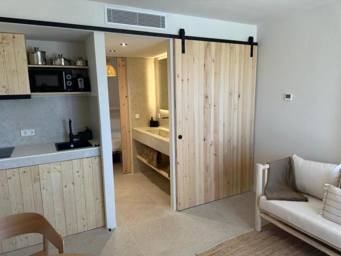 Apartamentos Eugenio by Formentera Passport