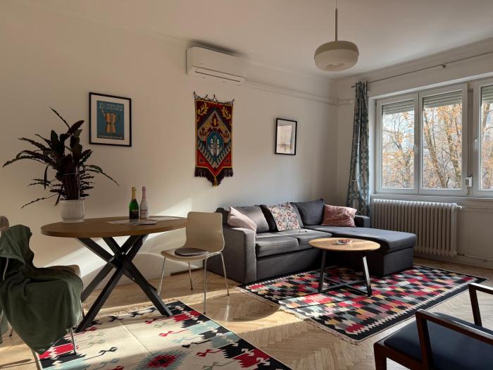 Budas Crib - Quiet apatment with great access to the highlights, restaurants, shopping