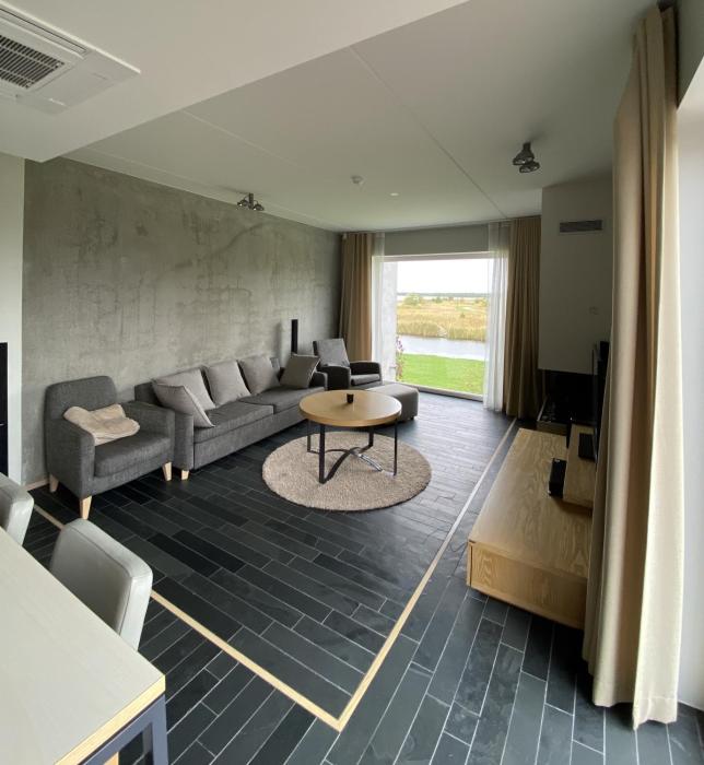 Stylish Sea-View Apartment by the Marina