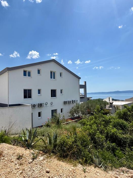 Apartments Jure Sea View Makarska