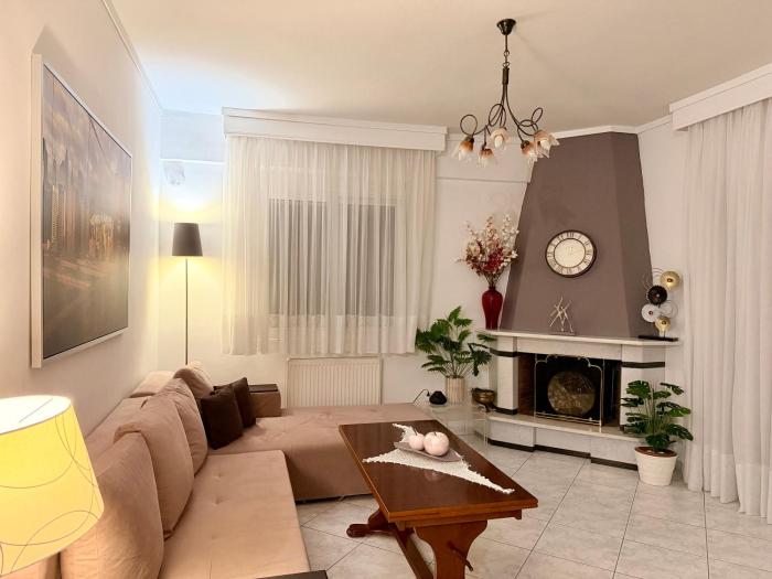 Beachside Family Apartment 2 Bedrooms Sleeps 6 - Perea