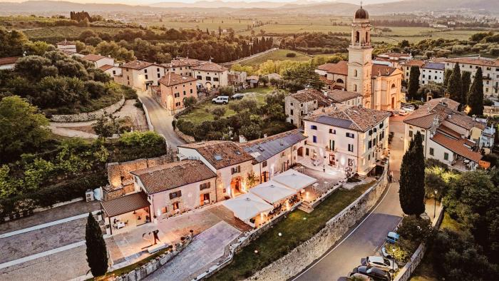 Castrum Wine Relais - Albergo Diffuso