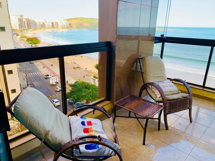Apartamento Beira-Mar na Praia do Morro ideal para Famílias e Grupos 10 pessoas