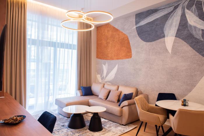 Dorado Suite - 1BR Retreat in One Floreasca Towers