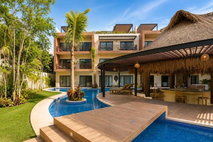 Tulum Penthouse 3BR ONLY 1 MILE FROM BEACH