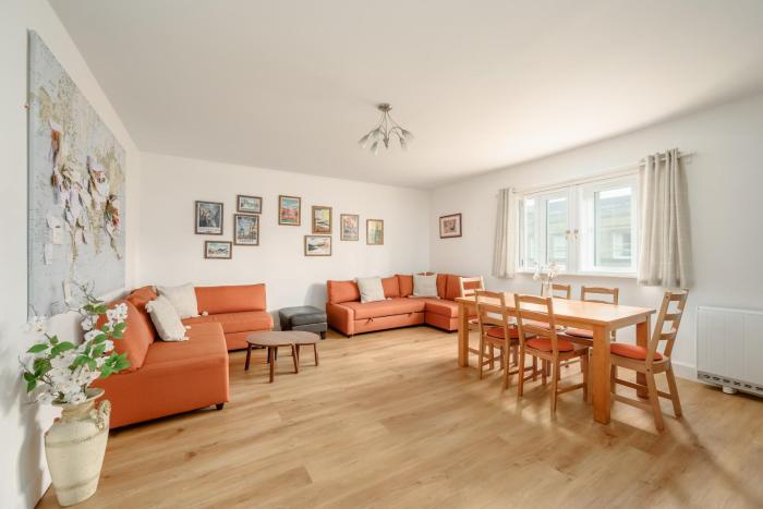 Historic Apartment in Old Town