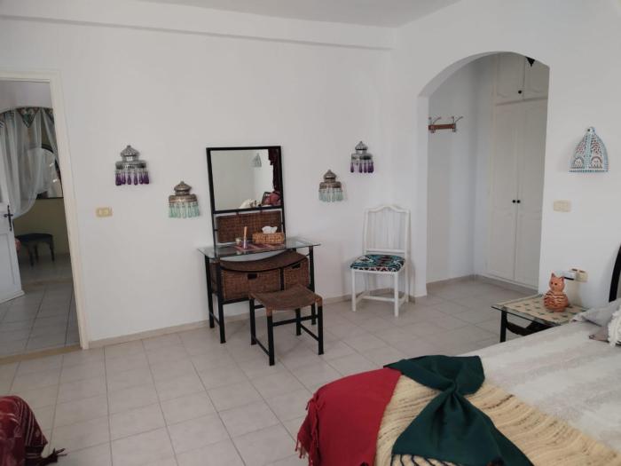 Maison aux Jarres