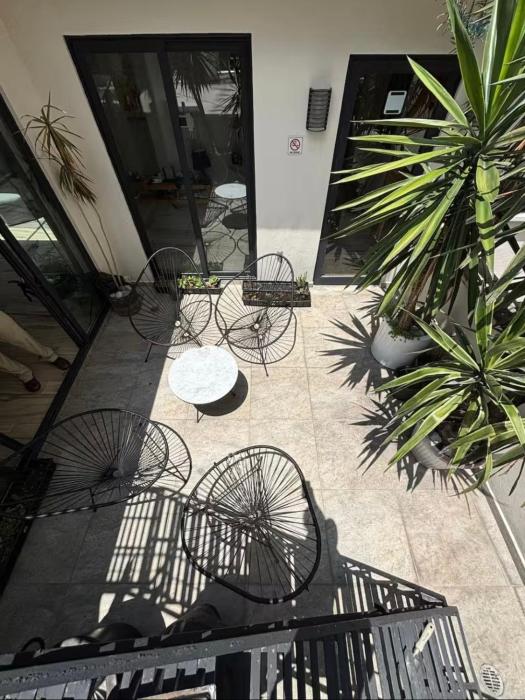 Bright Room with Terrace, Zona Rosa
