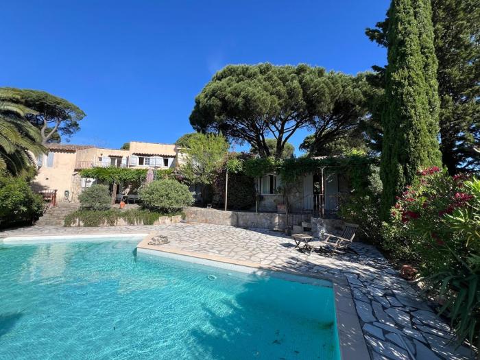 Provençal village house in Plan de la Tour