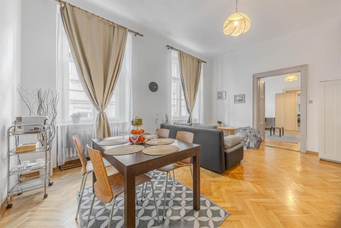 Old Town Suite Narodni AC Parking
