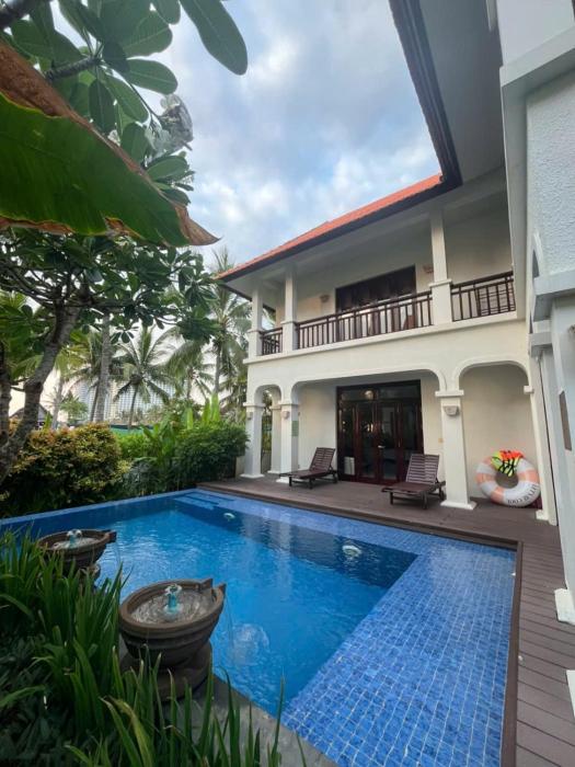 Green Haven 4-bedroom villa with private pool