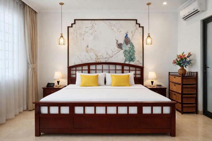 RARE 4bed 4bath, Old Quarter, Near DongXuan Market