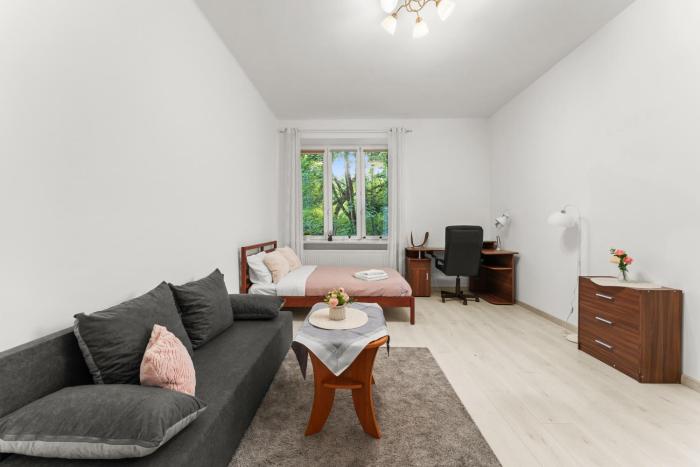 Kraków Główny Downtown Apartment by BookingHost