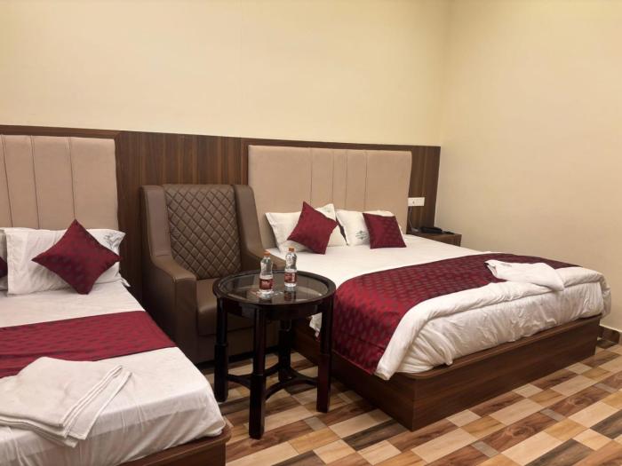 Hotel Gokulam Grand