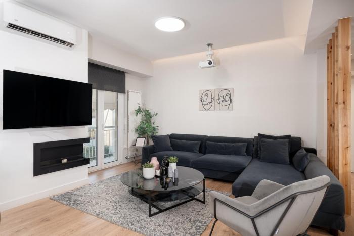 Modern 3BR Gem - 8 min to Metro by TwentyTwo