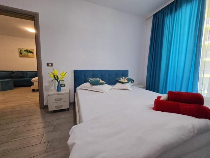 Beach Front Apartment - Pool Beach & Spa Resort prima linie