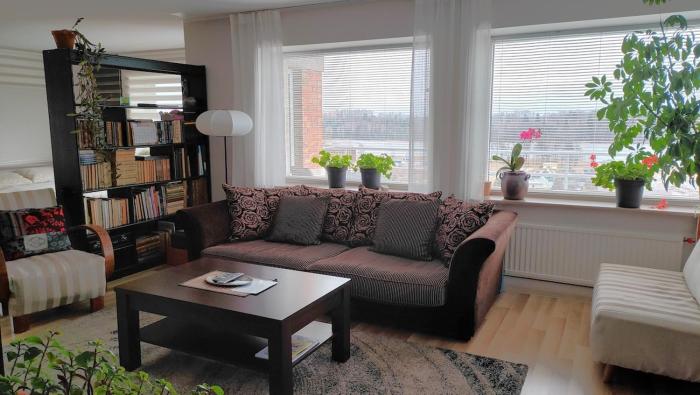 Studio with terrace on the hillside of Viljandi
