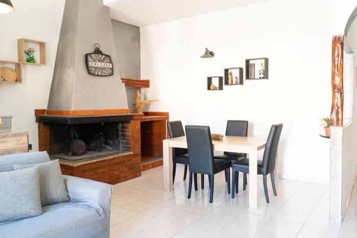Sweet Holidays - La Caletta - Domus Grecu 2 - 200mt dal mare