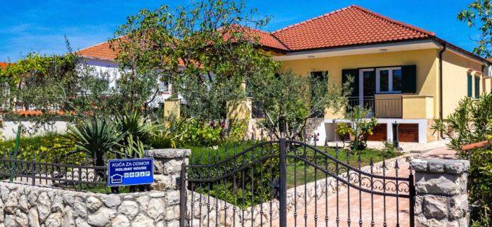 Holiday House Lavanda