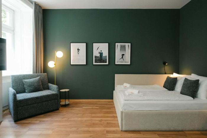 Comfy APT for 2-4 quiet & close to metro