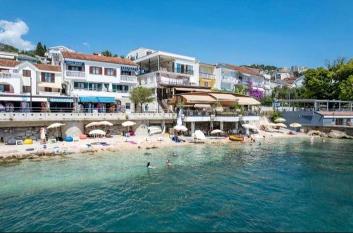 Apartmani Cebra & Lisa