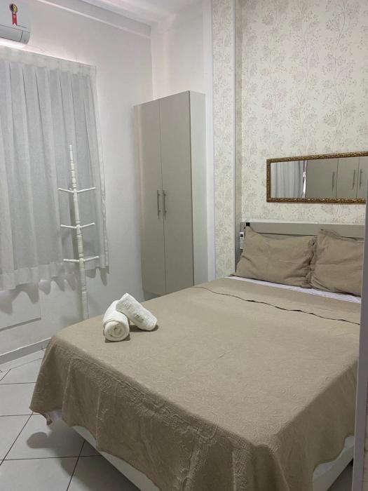 Studio 100 meters from Copacabana Beach!