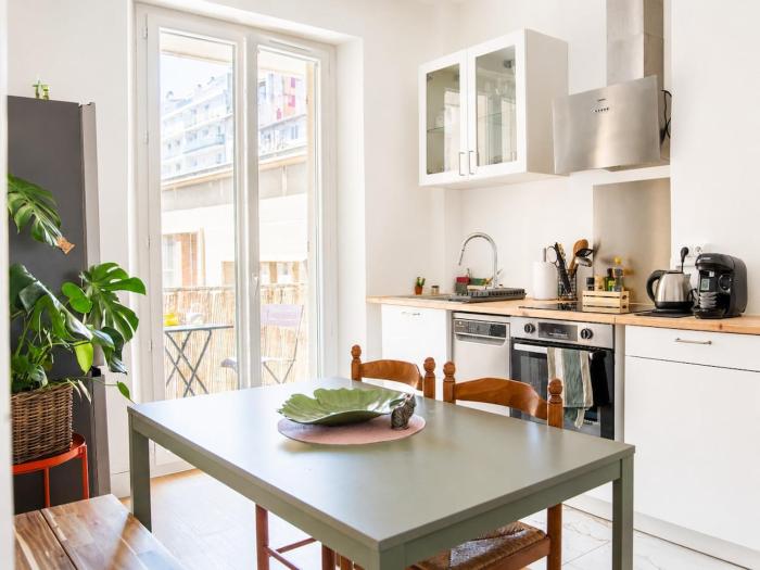 Appartement rénové Vieux-Port avec terrasse