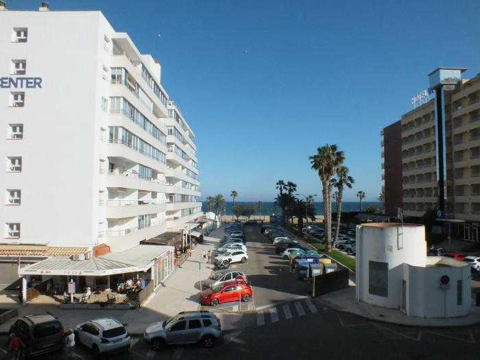 Acogedor apartamento a 50m de la playa con aire acondicionado y TV, 24 personas - ES-204-31