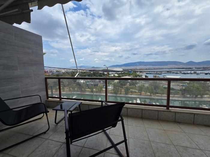 Pireas Bay View Modern Apartment